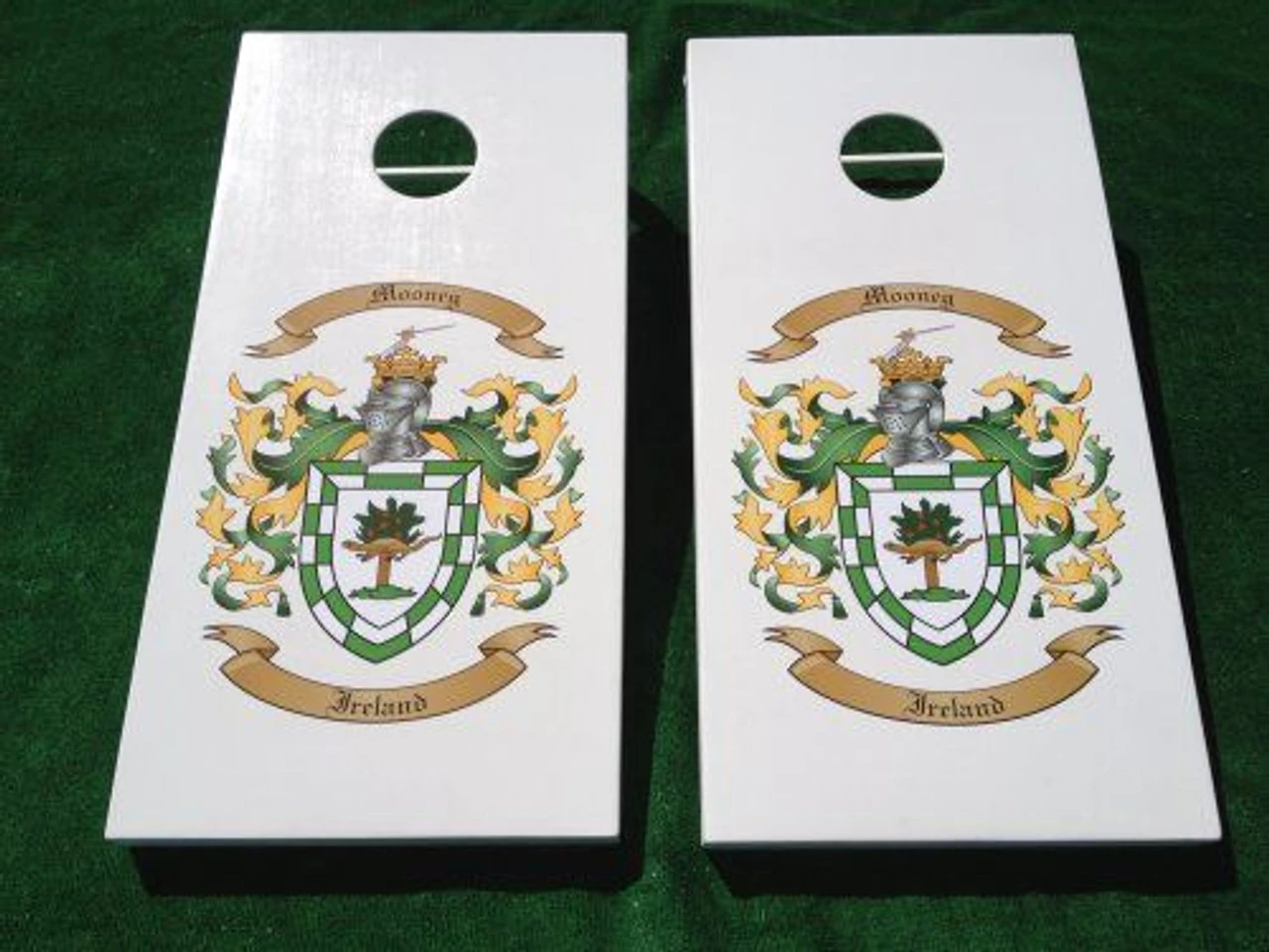 Family Crest Cornhole Set With Bags 4 Family Crest Cornhole Set With Bags - Image 4