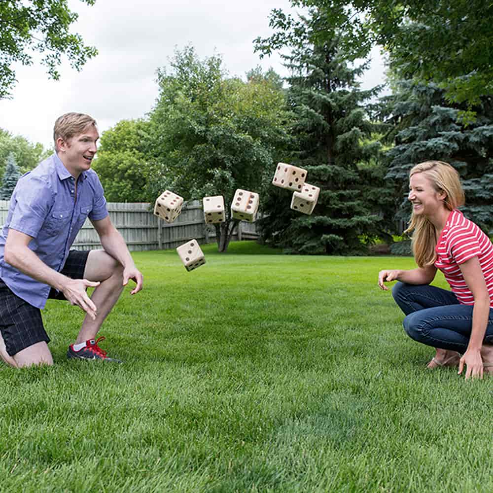 Custom Cornhole -Custom Cornhole 100023553 GiantYardDice v4 01 10 19 1000 min